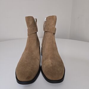 Dolce Vita Leland Suede Boots Size 8